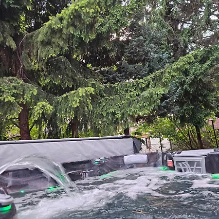 Daire Emerald Grove Siofok