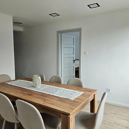 Emerald Grove Daire *