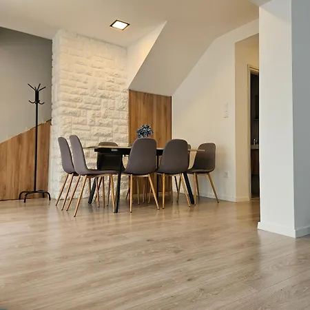 Emerald Grove Daire *