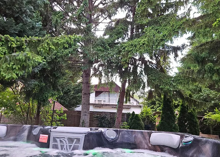 Emerald Grove * Siófok