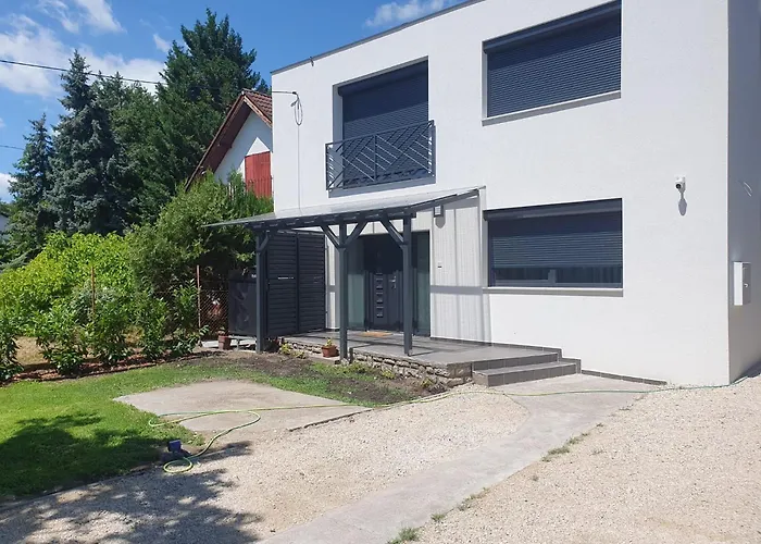 Emerald Grove Siófok